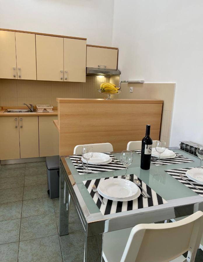 Apartments Matacin With Sea View Opatija Eksteriør billede