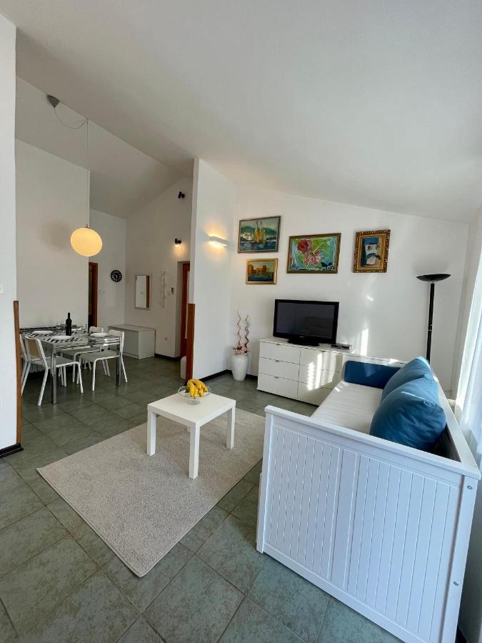 Apartments Matacin With Sea View Opatija Eksteriør billede