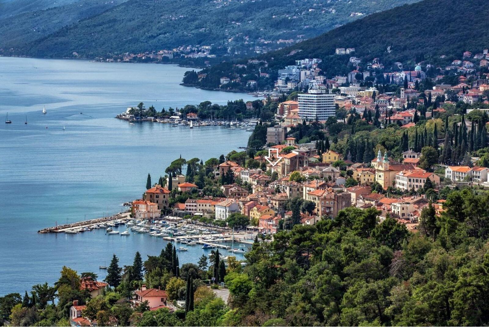 Apartments Matacin With Sea View Opatija Eksteriør billede
